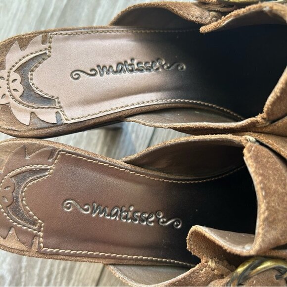 Matisse Suede Leather Wooden  Heel Western Mules Clogs - Picture 6 of 16